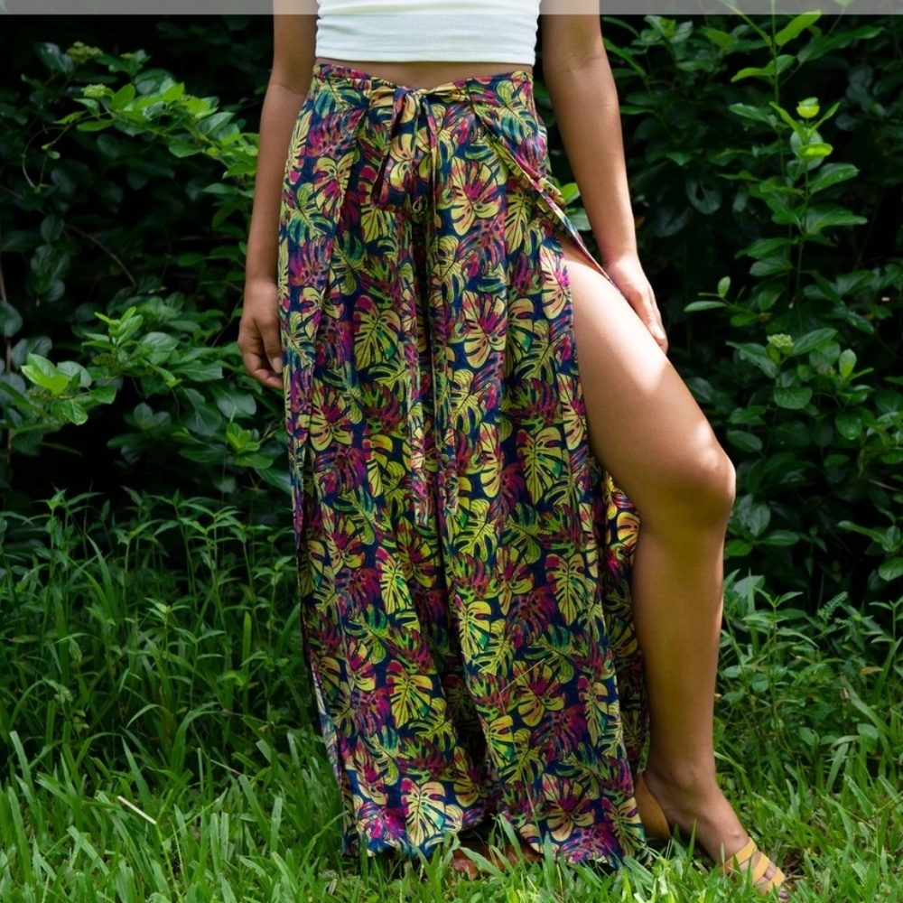 Pants - Picture 3 of 3